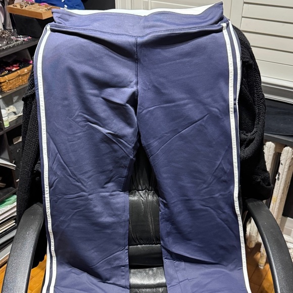 💙✨ Throwback Sporty Chic! Vintage Victoria’s Secret VSK Active Pants ✨💙 - Picture 2 of 14